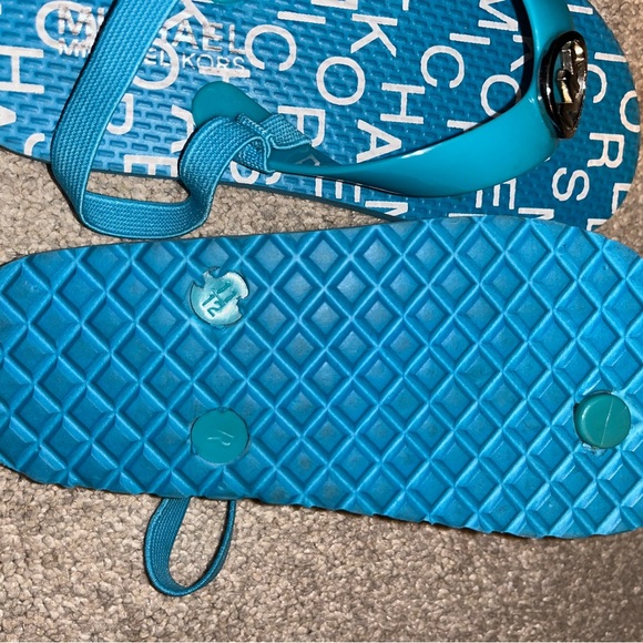 Kids Michael Kors Flip flops Size 11/12 - Picture 5 of 6